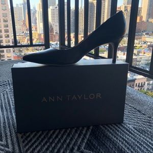 Ann Taylor Leather Kitten Pump